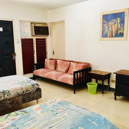 African Symbol Guest House Montego Bay Exterior photo
