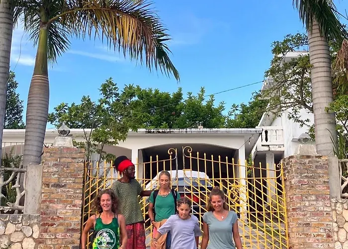 African Symbol Guest House
